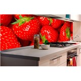 Samolepící tapety za kuchyňskou linku jahody rozměr 180 cm x 60 cm