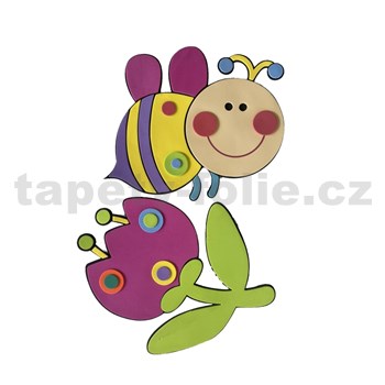 3D pěnová dekorace na zeď čmelák a květina 48 x 25 cm