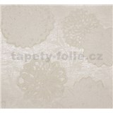 Vliesové tapety na zeď Estelle květy bílé na krémovém podkladu - POSLEDNÍ KUSY