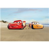 Fototapety Disney Cars Mc Queen a Cruz Ramirez závod na pláži rozměr 368 cm x 254 cm
